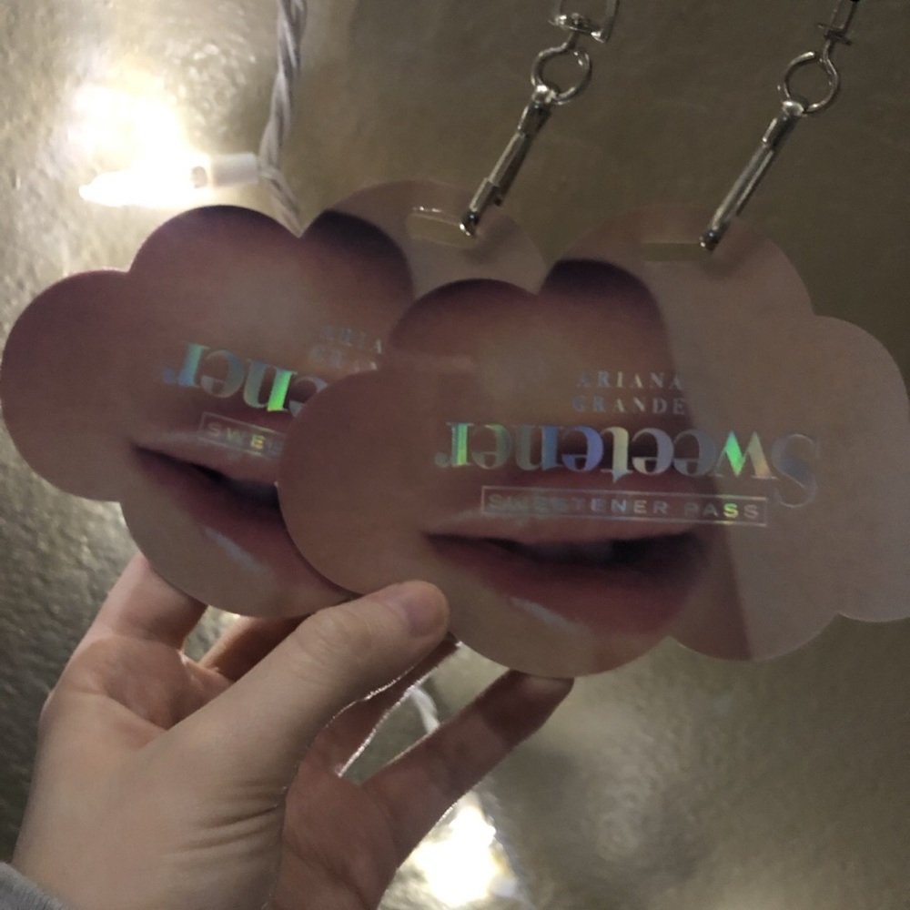 Ariana Grande Sweetener Passes